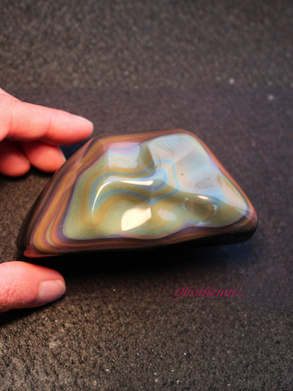 Forme Libre en Obsidienne à Reflets